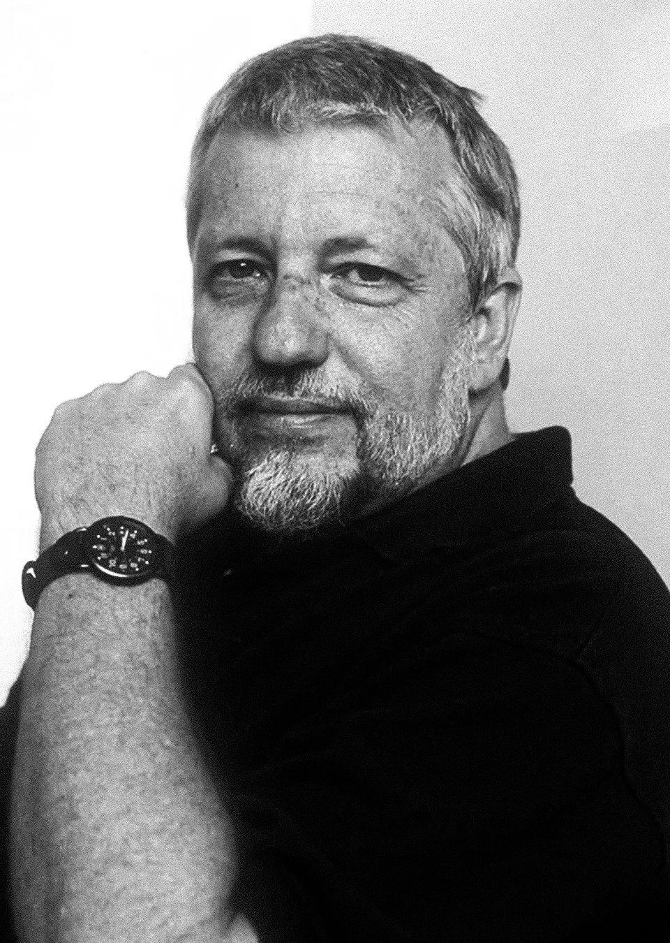 Dan Simmons